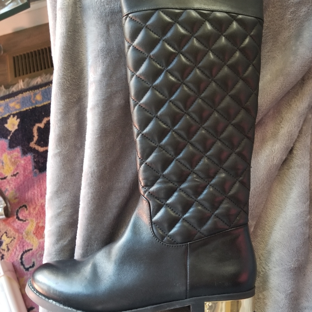 Boots - Picture 8 of 8
